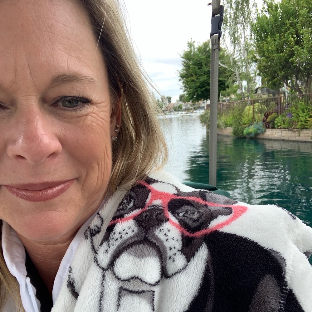 Meet your Posher, Buffi